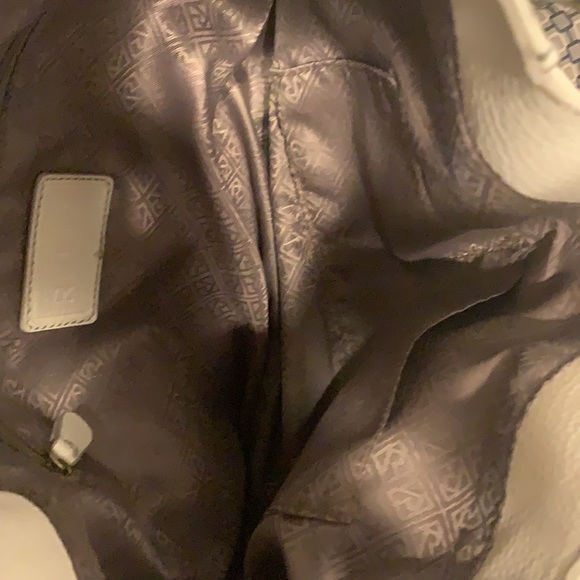 Relic Vegan Cream Satchel - Picture 5 of 5